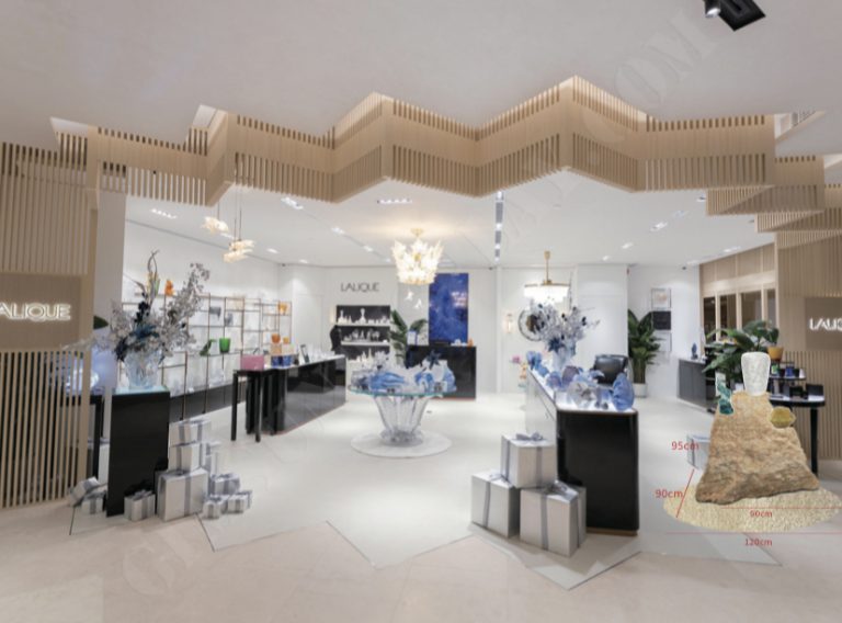 window display, store decoration, gold printing, silver printing, lenticular printing, advertising installation, creative solutions, retail brands, display stands, specialized printing