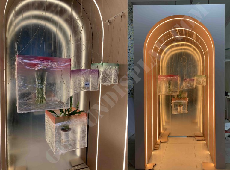 window display, store decoration, gold printing, silver printing, lenticular printing, advertising installation, creative solutions, retail brands, display stands, specialized printing