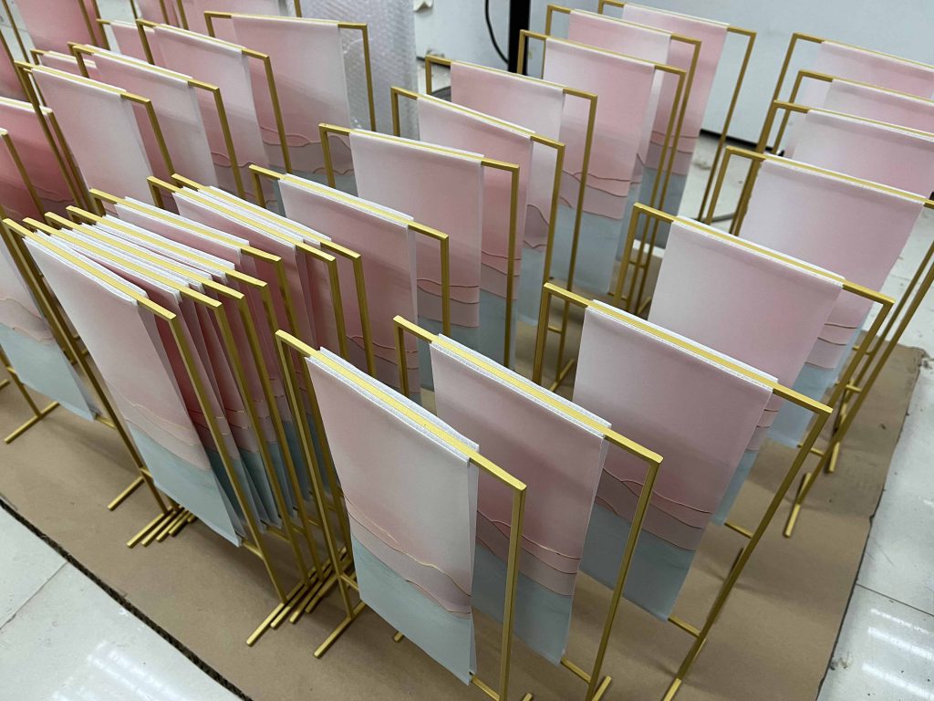 window display, store decoration, gold printing, silver printing, lenticular printing, advertising installation, creative solutions, retail brands, display stands, specialized printing
