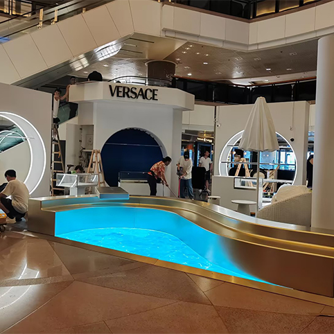 window display, store decoration, gold printing, silver printing, lenticular printing, advertising installation, creative solutions, retail brands, display stands, specialized printing