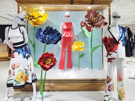 window display, store decoration, gold printing, silver printing, lenticular printing, advertising installation, creative solutions, retail brands, display stands, specialized printing