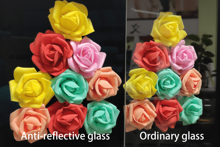 window display,store window display,store decoration, retail store display,creative solutions, retail brands, display stands